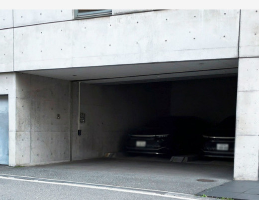 UAKビルの駐車場|駐車スペースもあります