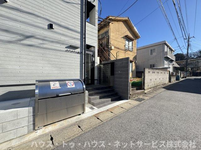 エクセラン松戸のエントランス