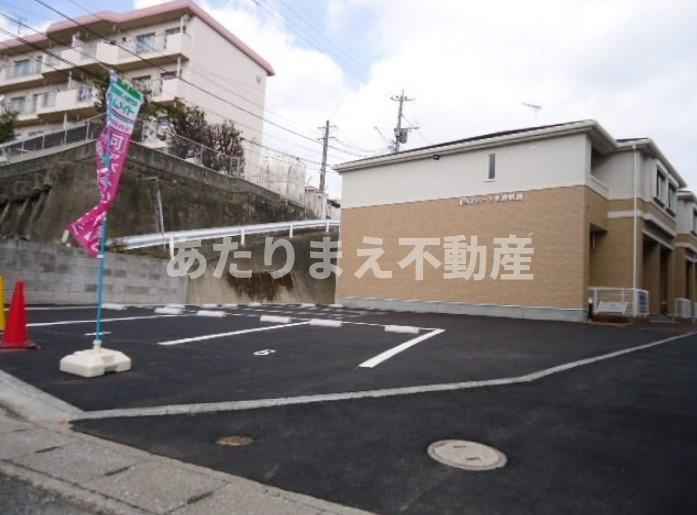 アムール香椎駅前の駐車場