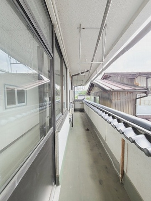 【バルコニー】 | よこいビックガーデンビル