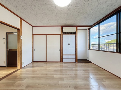 【居間・リビング】 | よこいビックガーデンビル