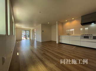 【居間・リビング】 | 【名古屋市守山区桔梗平3丁目418新築戸建2号棟】✨️仲介手数料無料✨️吉根小学校・吉根中学校