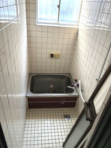 堺市中区福田　戸建の浴室