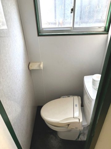 堺市中区福田　戸建のトイレ