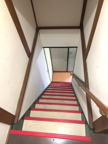 堺市中区福田　戸建のその他|階段