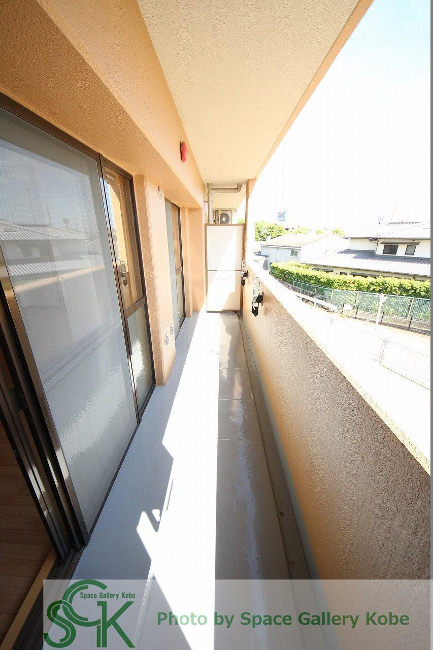 コントレイルのバルコニー|※同物件の別のお部屋の写真です※