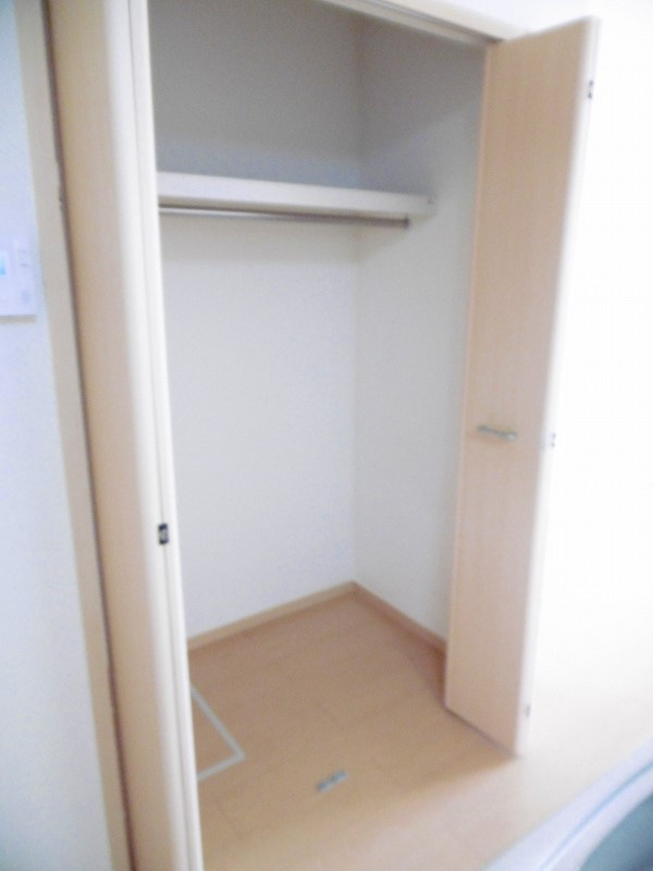 ベルテーアA棟の収納
