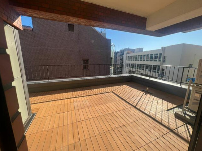 【バルコニー】 | マルモール代々木 | ルーフバルコニー