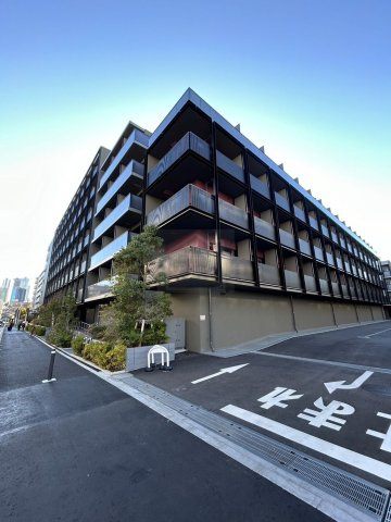 新宿区百人町３丁目の賃貸マンションの外観