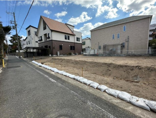 深江南町1丁目　売土地の前面道路含む現地写真