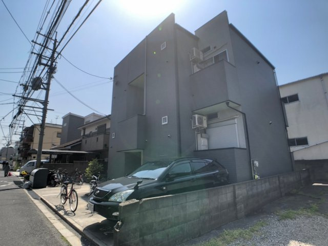 プログレス長瀬の外観