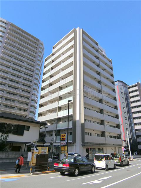 コスモヴィータ蒲田アイリススクエアの外観