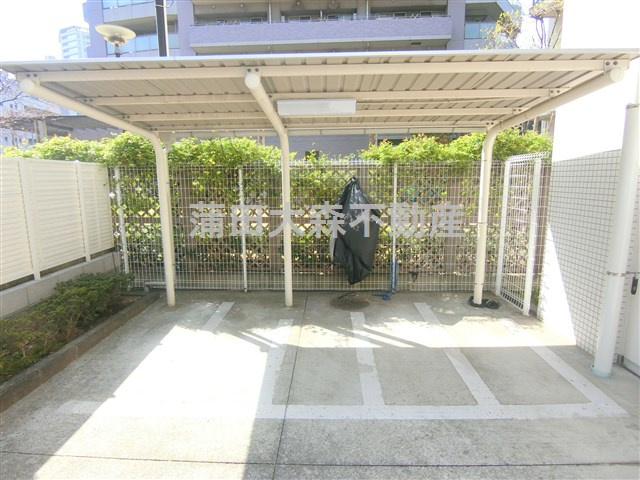 コスモヴィータ蒲田アイリススクエアのその他共用部分|バイク置き場　空き状況等詳細はお問合せください。