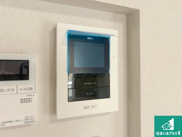 西宮市生瀬高台　未入居の防犯設備|カラーモニターインターホン！声だけでなく来訪者の姿や顔がモニターで確認できるので、小さなお子様がいらっしゃるご家庭でも安心できます！