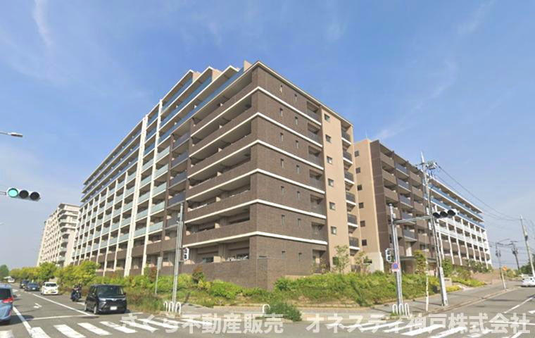 プレサンスロジェ西神南の外観|2017年8月建築総戸数277戸