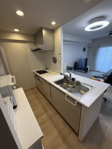 プレサンスロジェ西神南のキッチン
