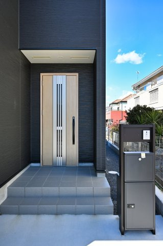 【玄関】 | CLEIAS TOWN久喜市上町　戸建住宅 | ≪4号棟≫
現地(2025年2月撮影)