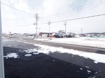 【前面道路含む現地写真】 | Cradle garden　本宮市高木第５　１号棟