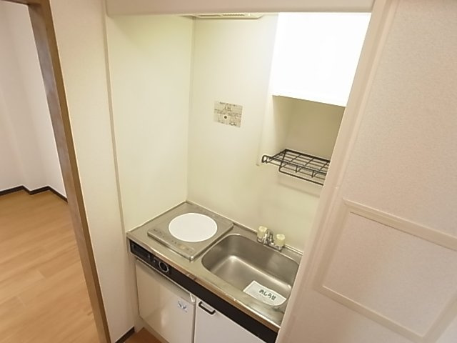 神戸市長田区大塚町１丁目のアパートのキッチン|ＩＨコンロ