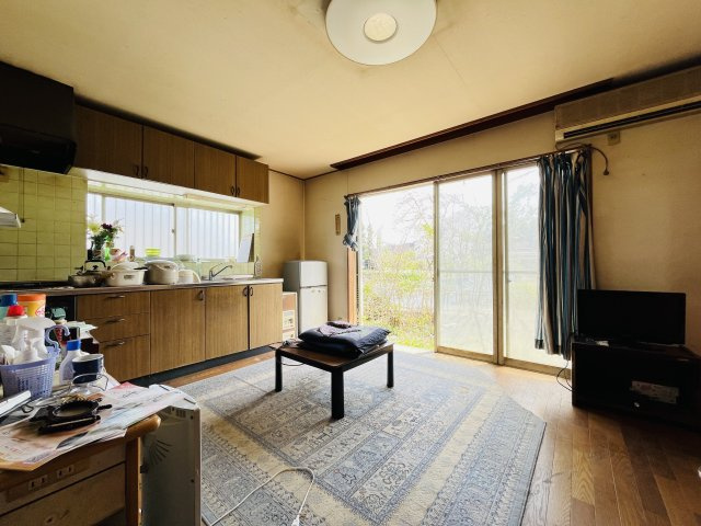 【居間・リビング】 | 比企郡小川町大字飯田　中古戸建