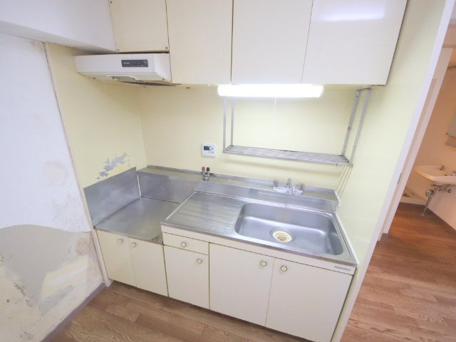 メゾン大和東生駒のキッチン