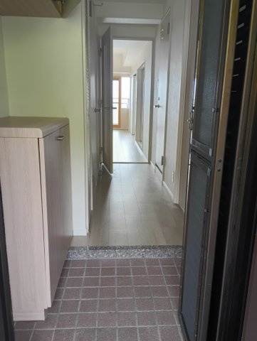 藤和ライブタウン四条畷の玄関