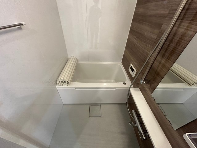 シャルマンコーポ摂津富田の浴室