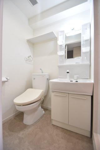 大阪市都島区都島北通１丁目の賃貸マンションの独立洗面台