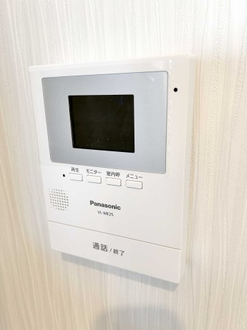 エスエスケーグリーンパーク千住四丁目の防犯設備|【TVモニター付きインターホン完備】留守の多いご家族も安心の充実したセキュリティです！
