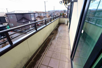 【バルコニー】 | 毛呂山町目白台　中古住宅