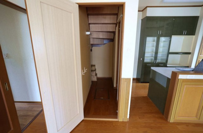 【収納】 | 毛呂山町目白台　中古住宅 | 階段下収納