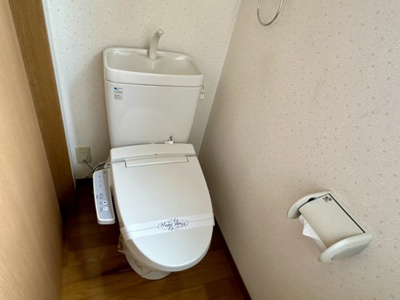 【トイレ】 | 三吉町４丁目貸家 | 温水洗浄暖房便座