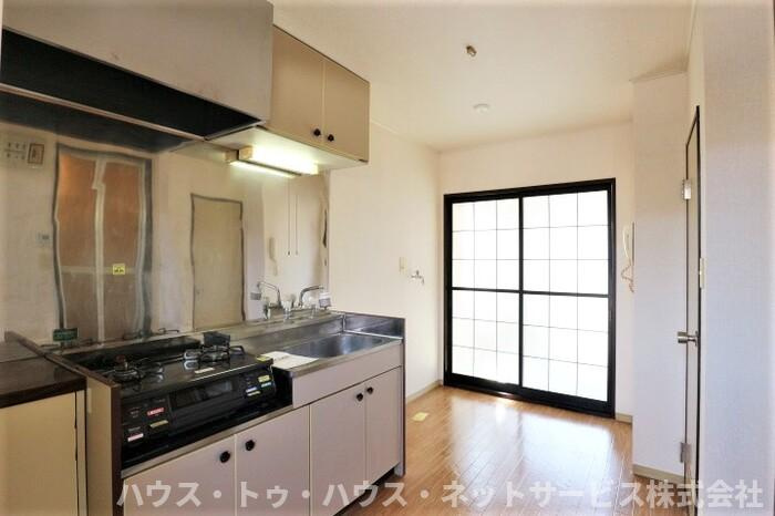 ハイツセイフ　Ｂの居間・リビング