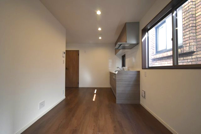 弦巻5丁目・中古戸建の居間・リビング