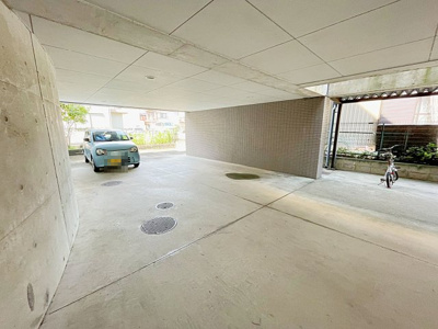 【駐車場】 | グランピア鶴里【名古屋市賃貸・オートロック付】