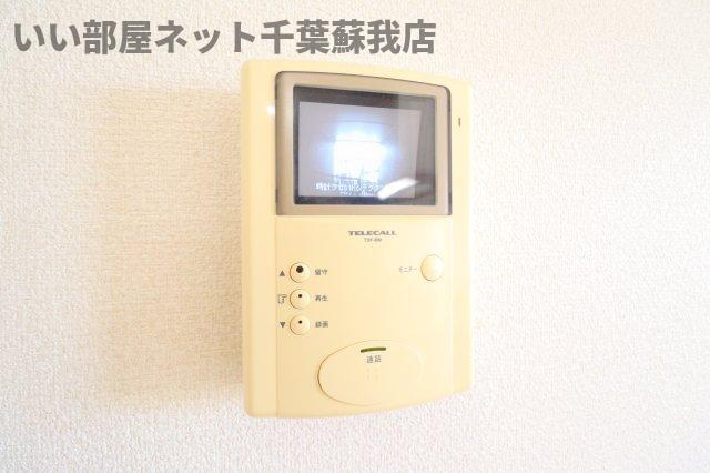 バニュルスⅢのセキュリティ|TVモニターホン付きでセキュリティ面も安心！