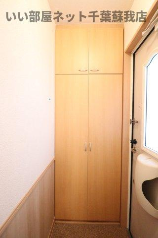 バニュルスⅢの玄関|シューズボックス