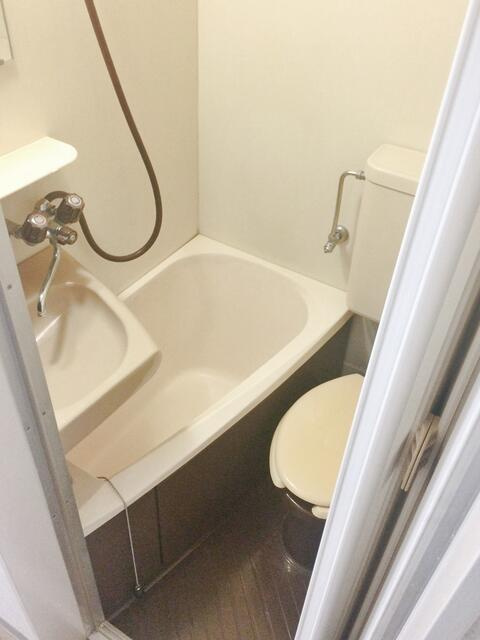 b'CASA篠崎re-bornの浴室