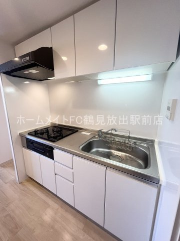 大阪市鶴見区鶴見４丁目の賃貸マンションのキッチン