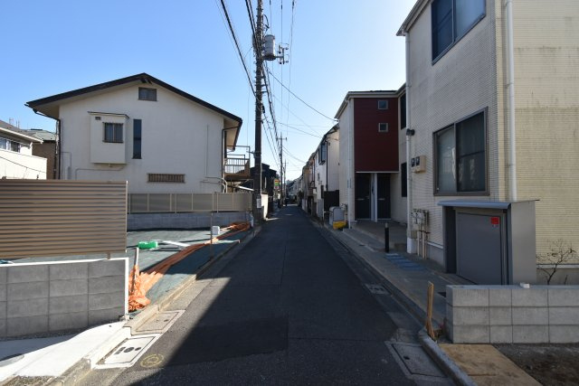 高円寺北3丁目・新築戸建の前面道路含む現地写真