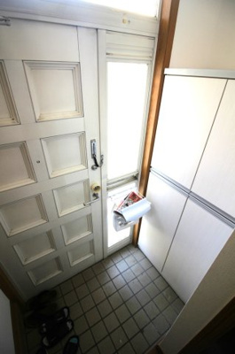 【玄関】 | 三原三丁目貸家