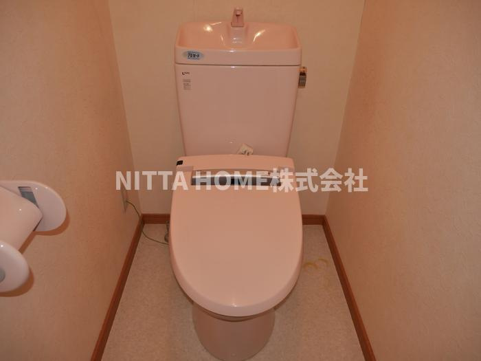 豊岡市塩津町の賃貸マンションのトイレ|ウォシュレット付きです！