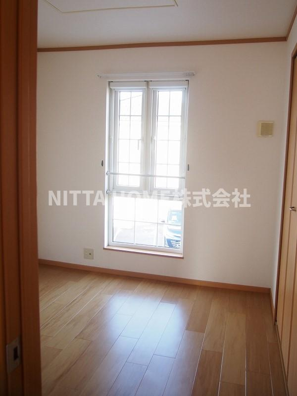 アーバン縄手Ｃの内装|洋室は6帖と4.5帖の2室です★