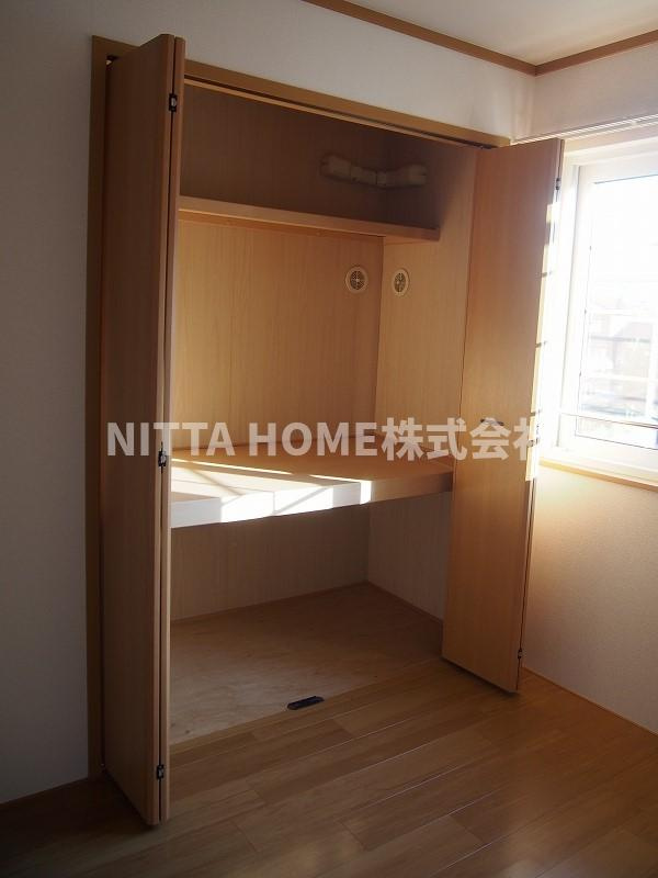 アーバン縄手Ｃの収納|幅広のクローゼットで収納力UP!(^^)!