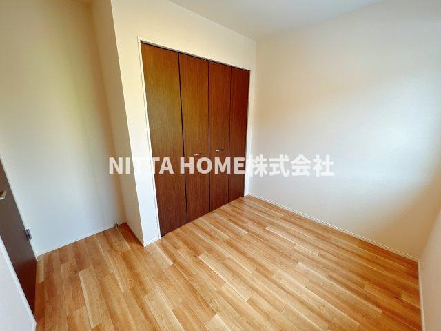 フォレストヴィラⅢの内装|明るい光が差し込みます◆
