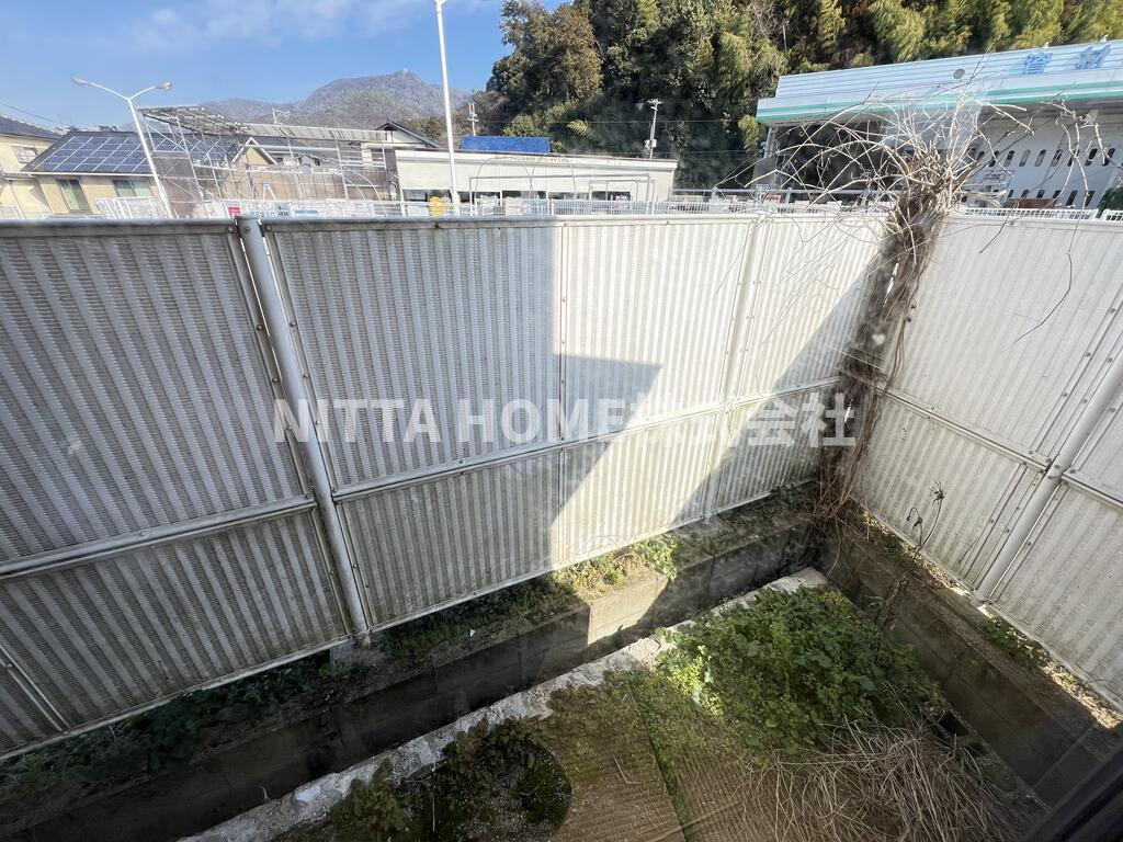 見長貸家（K邸）のバルコニー|１階のテラスになります◇