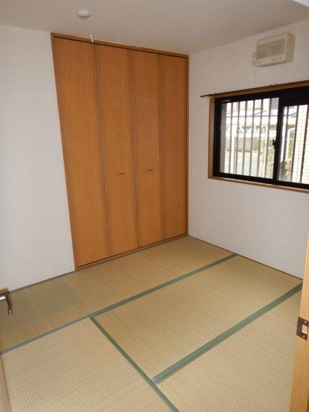 豊岡市高屋の賃貸マンションのその他|キレイな畳の和室です★