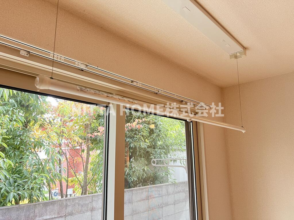 サニークレスト三和のその他|室内物干し付きで雨の日も安心！