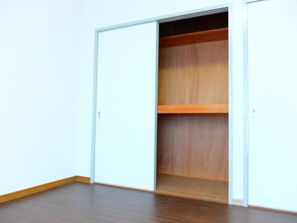 杉の下 コーポの収納|大きな収納完備です☆彡