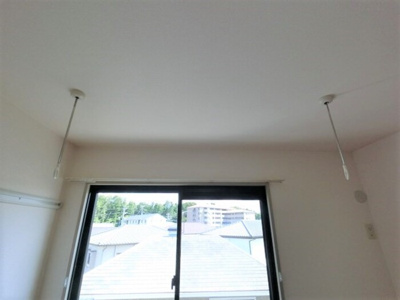 【洋室】 | ティンカー・ベル Ⅲ | 洋室南 室内物干し